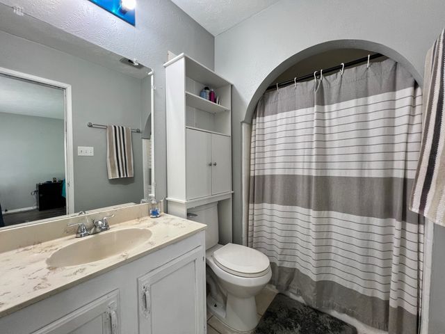 5609 Kerry Lane, Garland, TX 75043