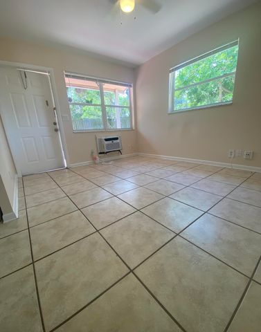 1217 S N Street 4, Lake Worth Beach, FL 33460