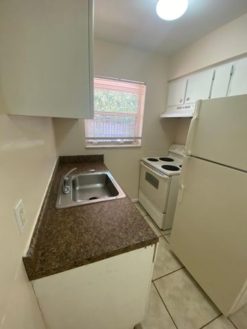 1217 S N Street 4, Lake Worth Beach, FL 33460