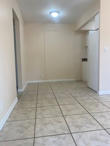 1217 S N Street 4, Lake Worth Beach, FL 33460