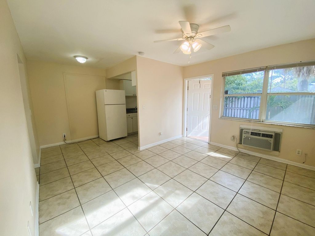 1217 S N Street 4, Lake Worth Beach, FL 33460