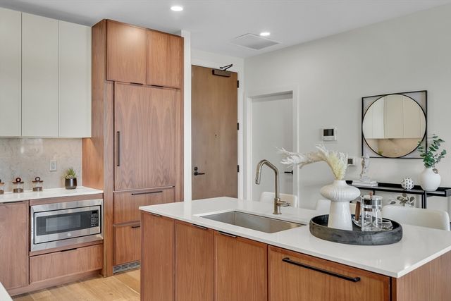 566 Columbus Ave 309, Boston, MA 02118