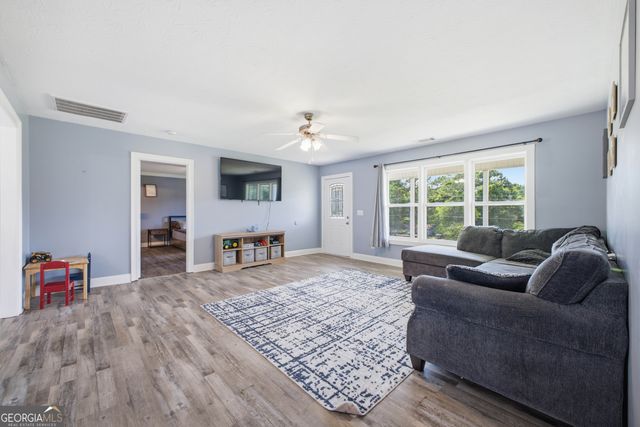 589 Hall Memorial Road NW, Calhoun, GA 30701