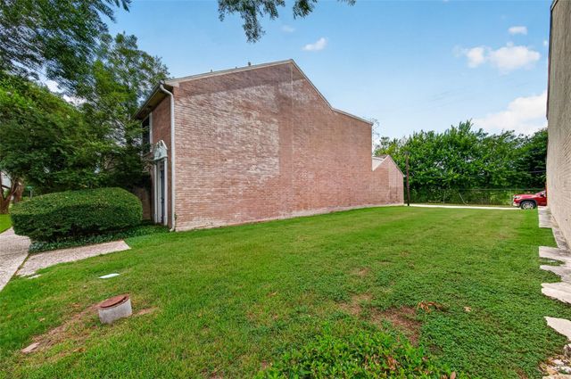 9412 Bassoon Drive, Houston, TX 77025