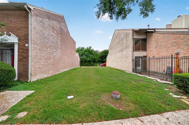 9412 Bassoon Drive, Houston, TX 77025