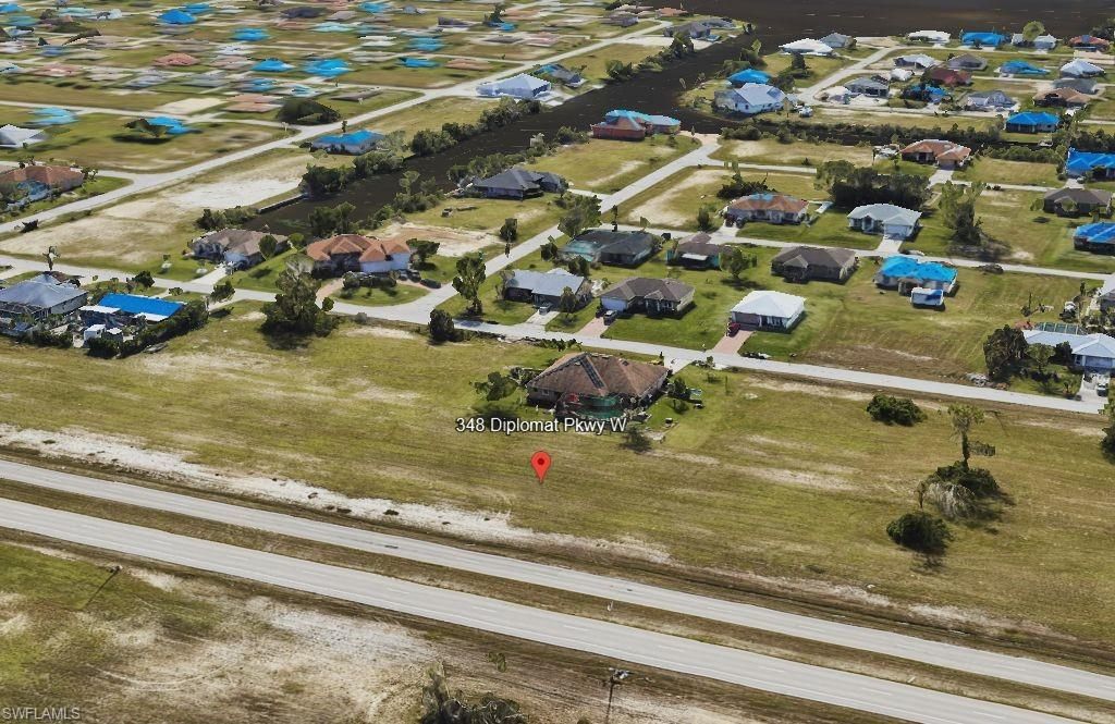 348 Diplomat PKWY W, CAPE CORAL, FL 33993 — photo 4