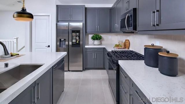 14006 Lumurine Way, San Diego, CA 92126