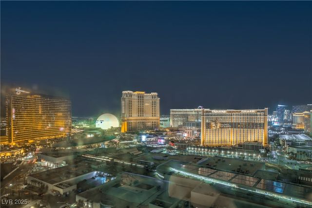 2000 Fashion Show Drive 3626, Las Vegas, NV 89109