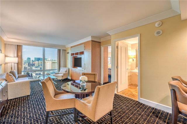 2000 Fashion Show Drive 3626, Las Vegas, NV 89109