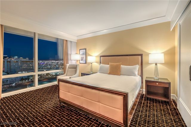 2000 Fashion Show Drive 3626, Las Vegas, NV 89109