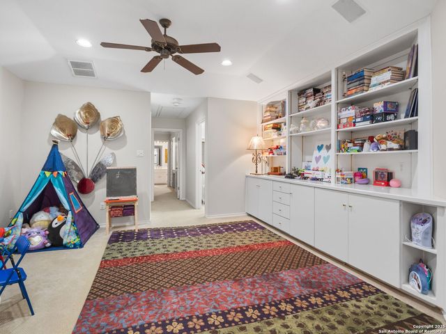 12511 Elm Country Lane, San Antonio, TX 78230