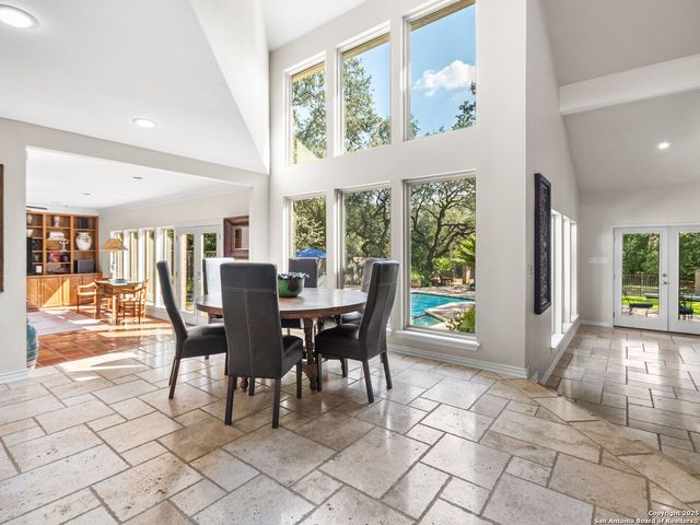 12511 Elm Country Lane, San Antonio, TX 78230