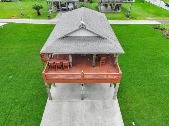 889 Mr G Street, Crystal Beach, TX 77650