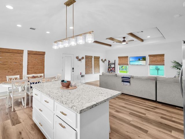 889 Mr G Street, Crystal Beach, TX 77650