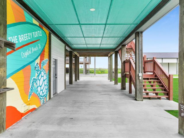 889 Mr G Street, Crystal Beach, TX 77650