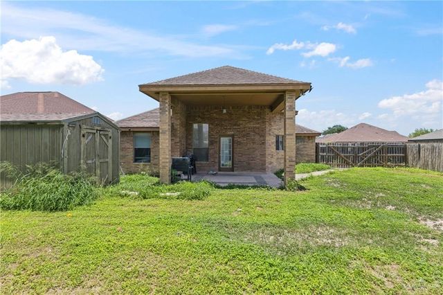 912 E Buchanan Drive N, Pharr, TX 78577