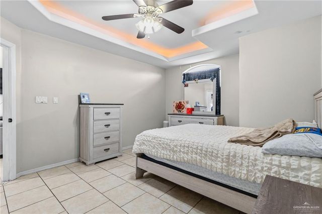 912 E Buchanan Drive N, Pharr, TX 78577