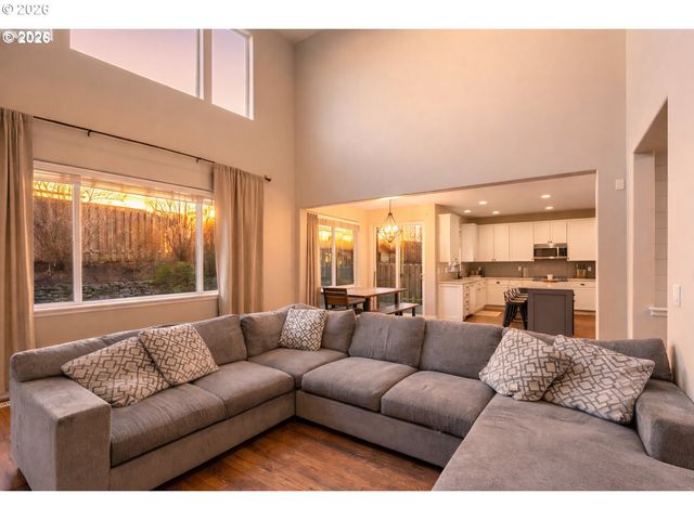 16270 Se JASPER Dr, Damascus, OR 97089