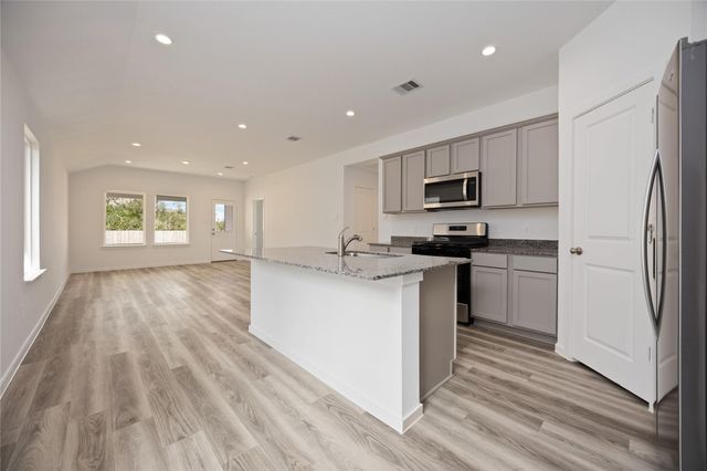 5208 Purple Beebalm Way, Houston, TX 77048