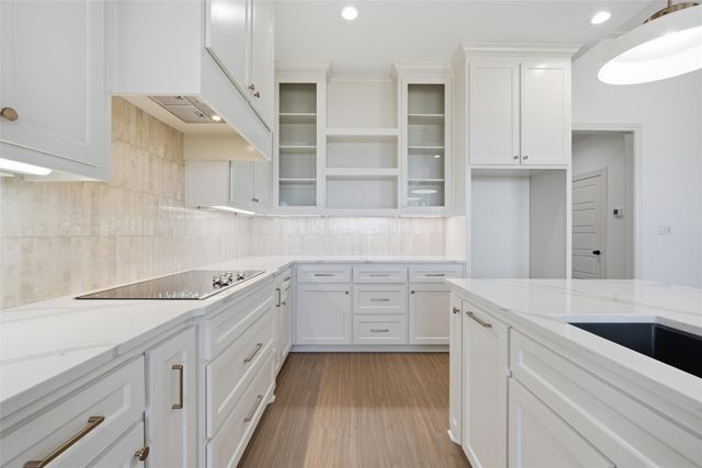 2125 Bond, Lorena, TX 76655