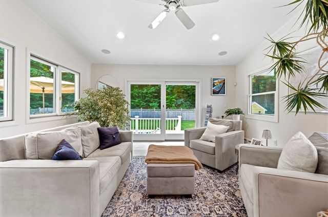 61 Topsfield Road, Wenham, MA 01984