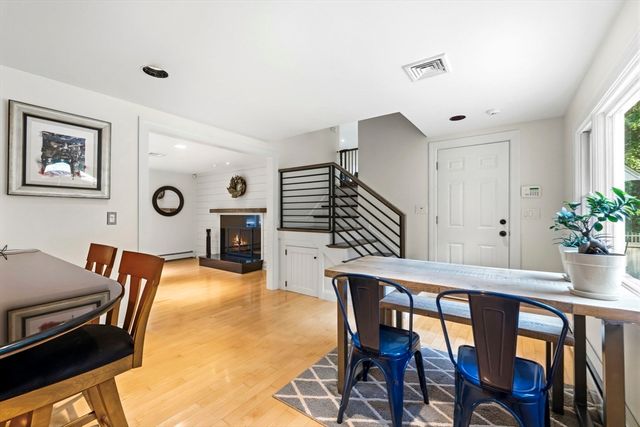 61 Topsfield Road, Wenham, MA 01984