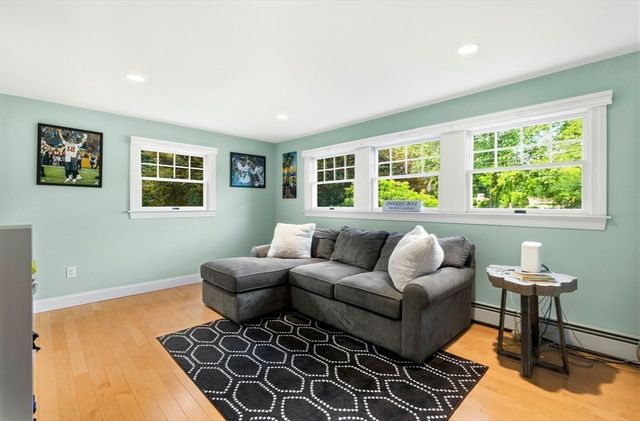 61 Topsfield Road, Wenham, MA 01984