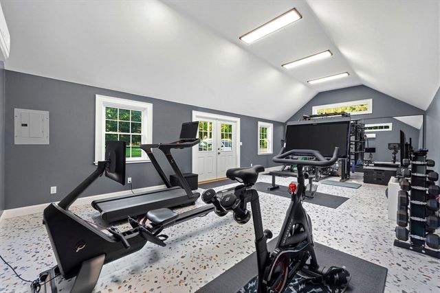 61 Topsfield Road, Wenham, MA 01984