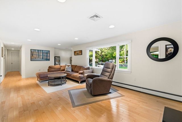 61 Topsfield Road, Wenham, MA 01984