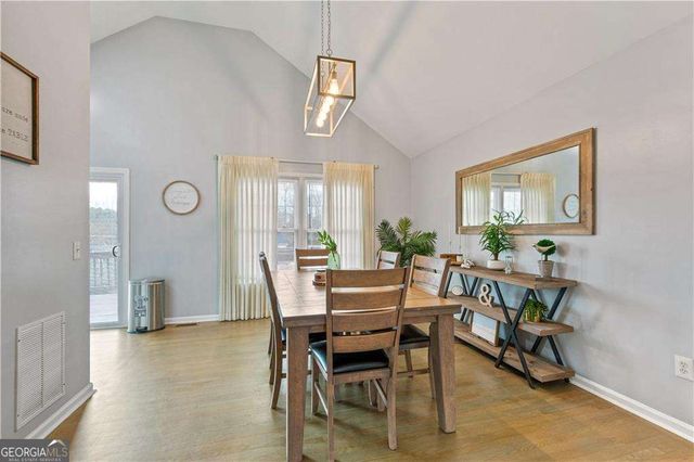 2437 Pondside Place NE, Marietta, GA 30062