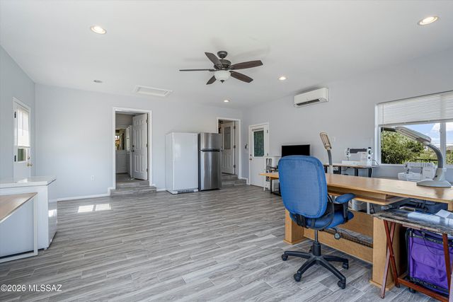 3535 E Thornberry Lane, Tucson, AZ 85739