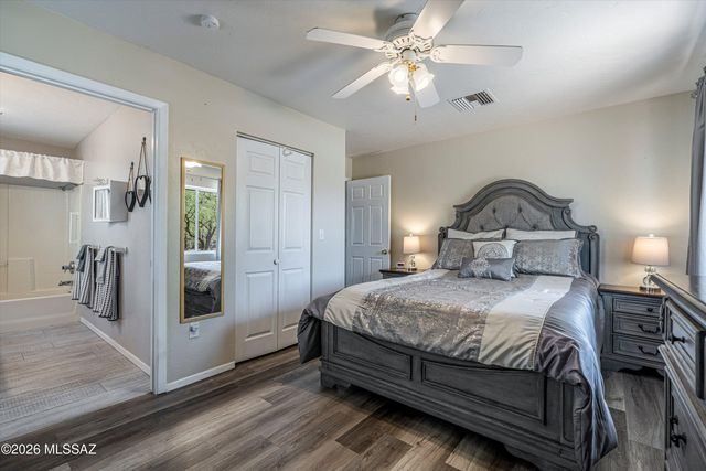 3535 E Thornberry Lane, Tucson, AZ 85739