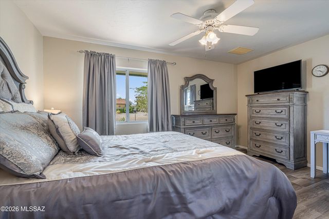 3535 E Thornberry Lane, Tucson, AZ 85739