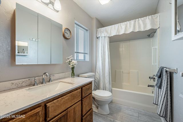 3535 E Thornberry Lane, Tucson, AZ 85739