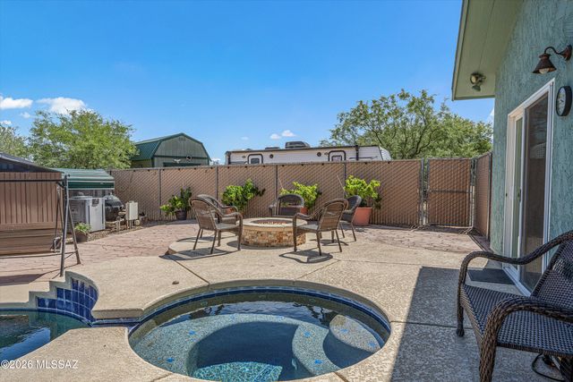 3535 E Thornberry Lane, Tucson, AZ 85739