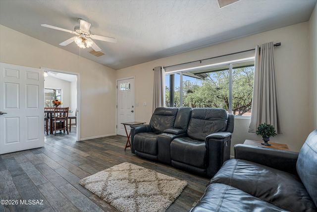 3535 E Thornberry Lane, Tucson, AZ 85739