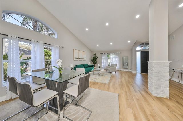 9309 HAMPSHIRE PARK DRIVE, Tampa, FL 33647