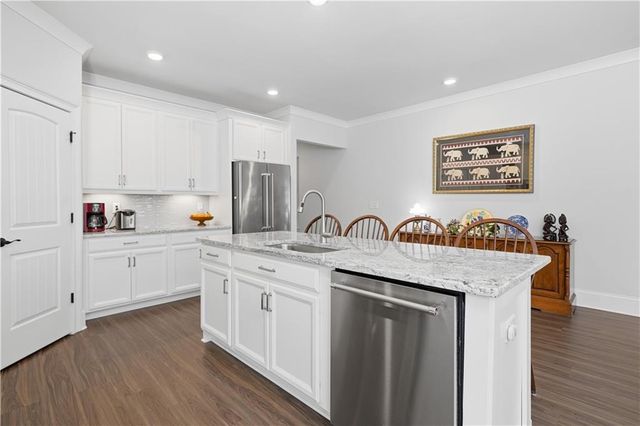 533 Windy Ridge Court, Canton, GA 30114