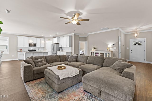 137 Shadybrook Drive, Benson, NC 27504