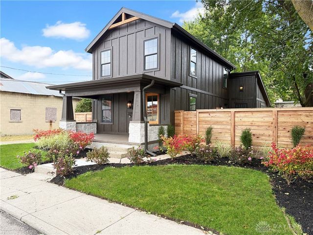 219 S Locust Street, Urbana, OH 43078