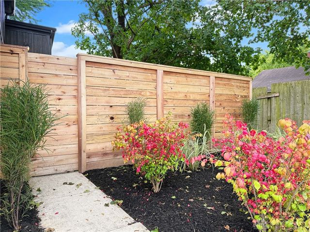 219 S Locust Street, Urbana, OH 43078