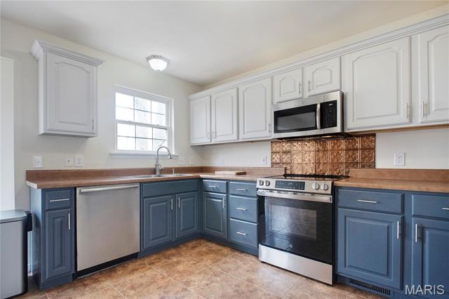216 Gran Vista Drive, Festus, MO 63028