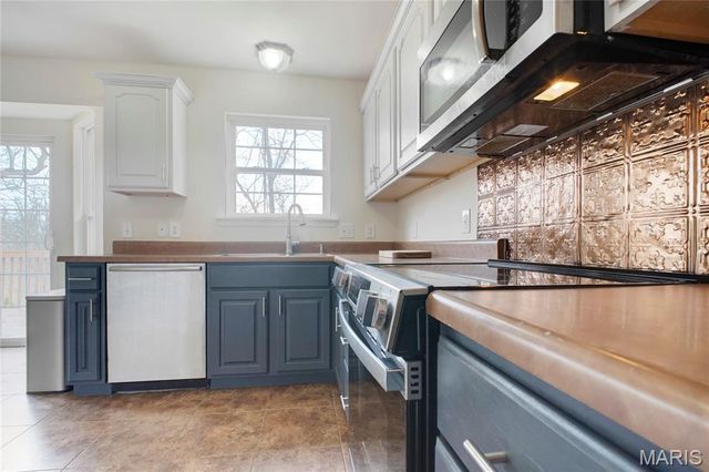 216 Gran Vista Drive, Festus, MO 63028