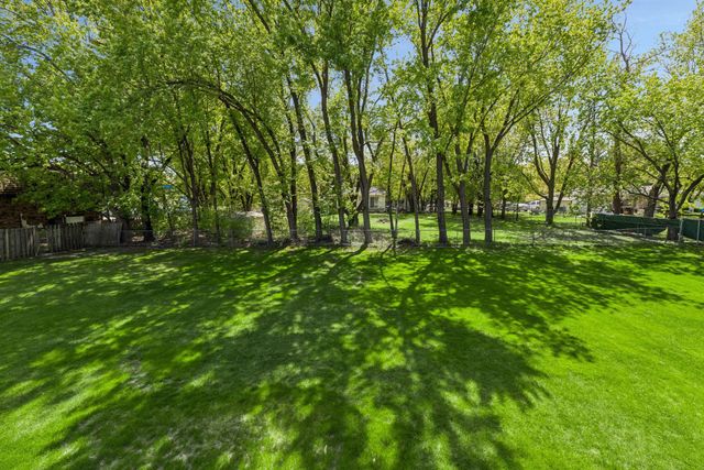 5447 Babcock Trail S206, Inver Grove Heights, MN 55077