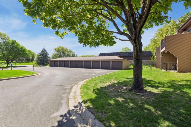 5447 Babcock Trail S206, Inver Grove Heights, MN 55077