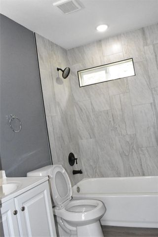 204 Texas, Daisetta, TX 77533