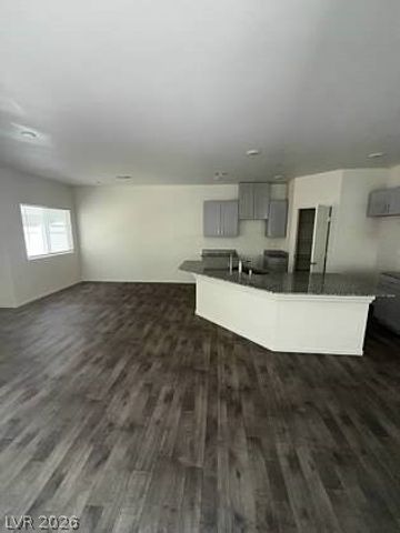 4645 Fuchsia Nights Avenue 103, North Las Vegas, NV 89084
