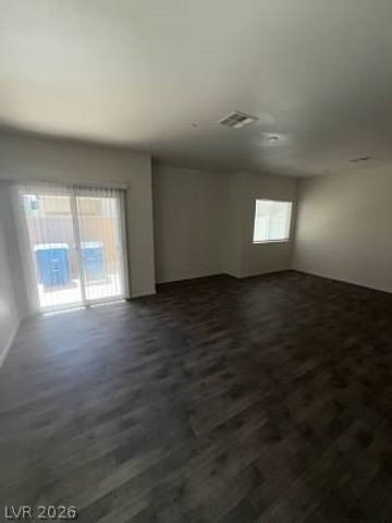 4645 Fuchsia Nights Avenue 103, North Las Vegas, NV 89084