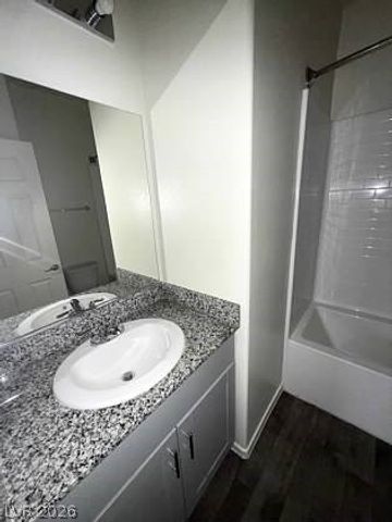 4645 Fuchsia Nights Avenue 103, North Las Vegas, NV 89084