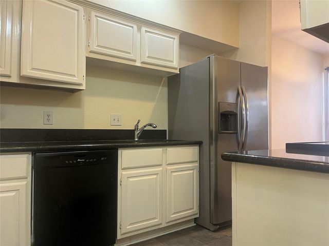 1103 Dulles Avenue 703, Stafford, TX 77477